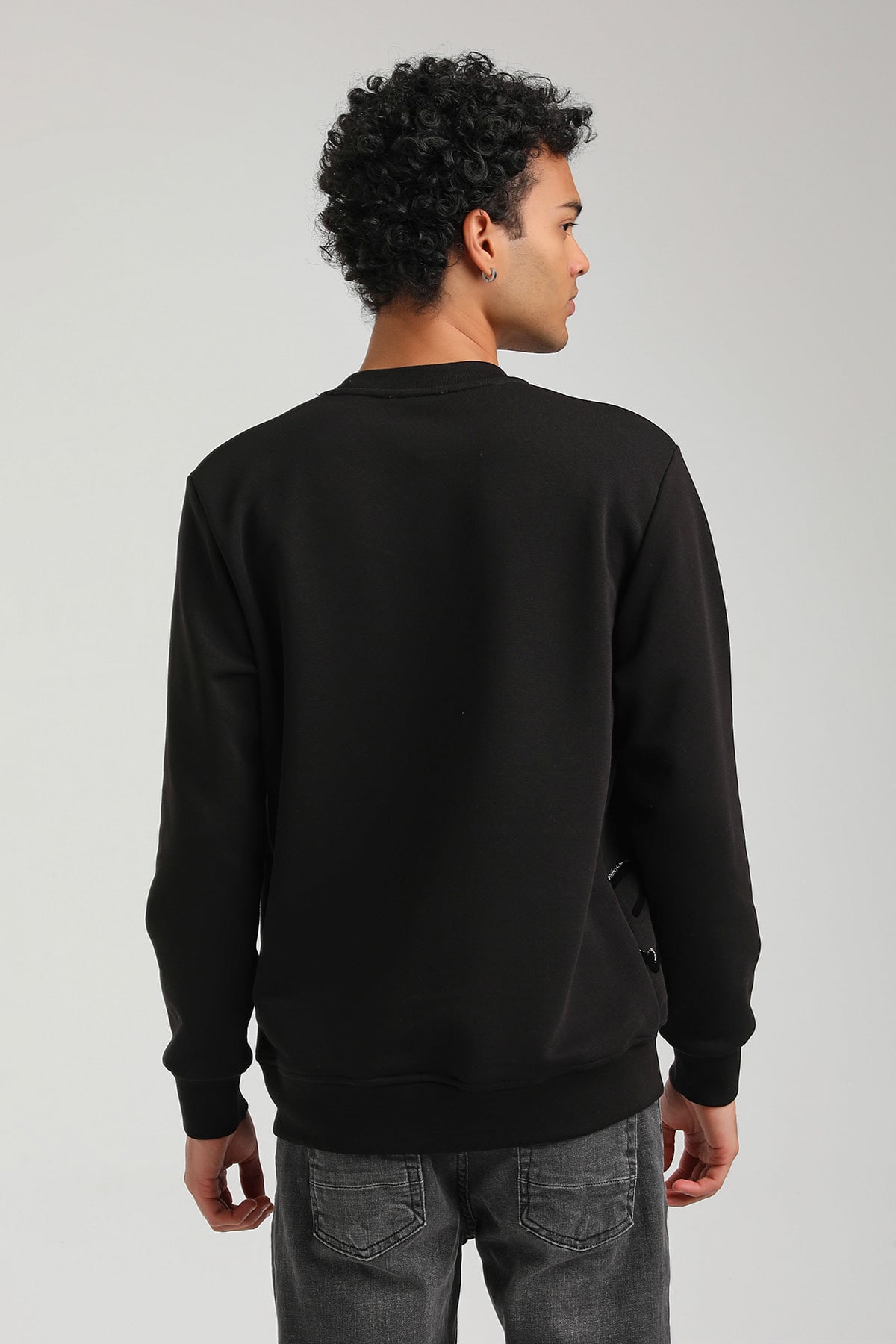 New World Polo Bisiklet Yaka Siyah Slim Fit Sweatshirt 23FWM60150