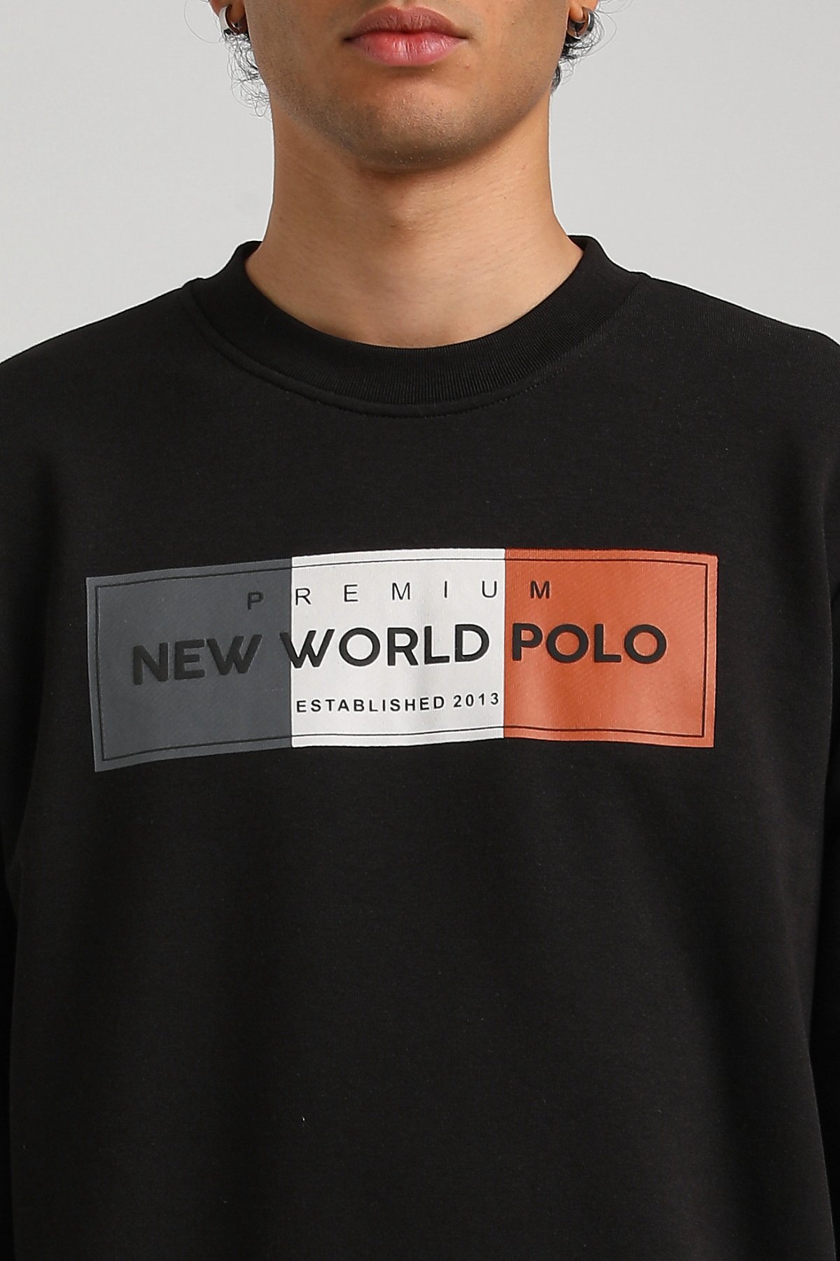 New World Polo Bisiklet Yaka Siyah Slim Fit Sweatshirt 23FWM60155