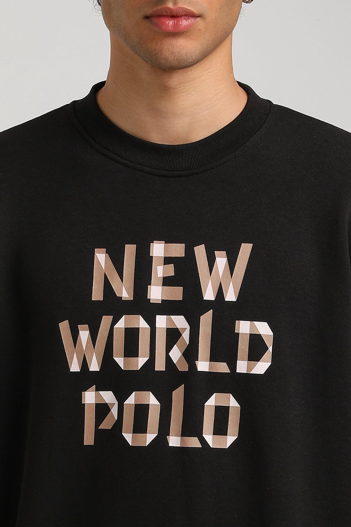 New World Polo Bisiklet Yaka Siyah Slim Fit Sweatshirt 23FWM60161
