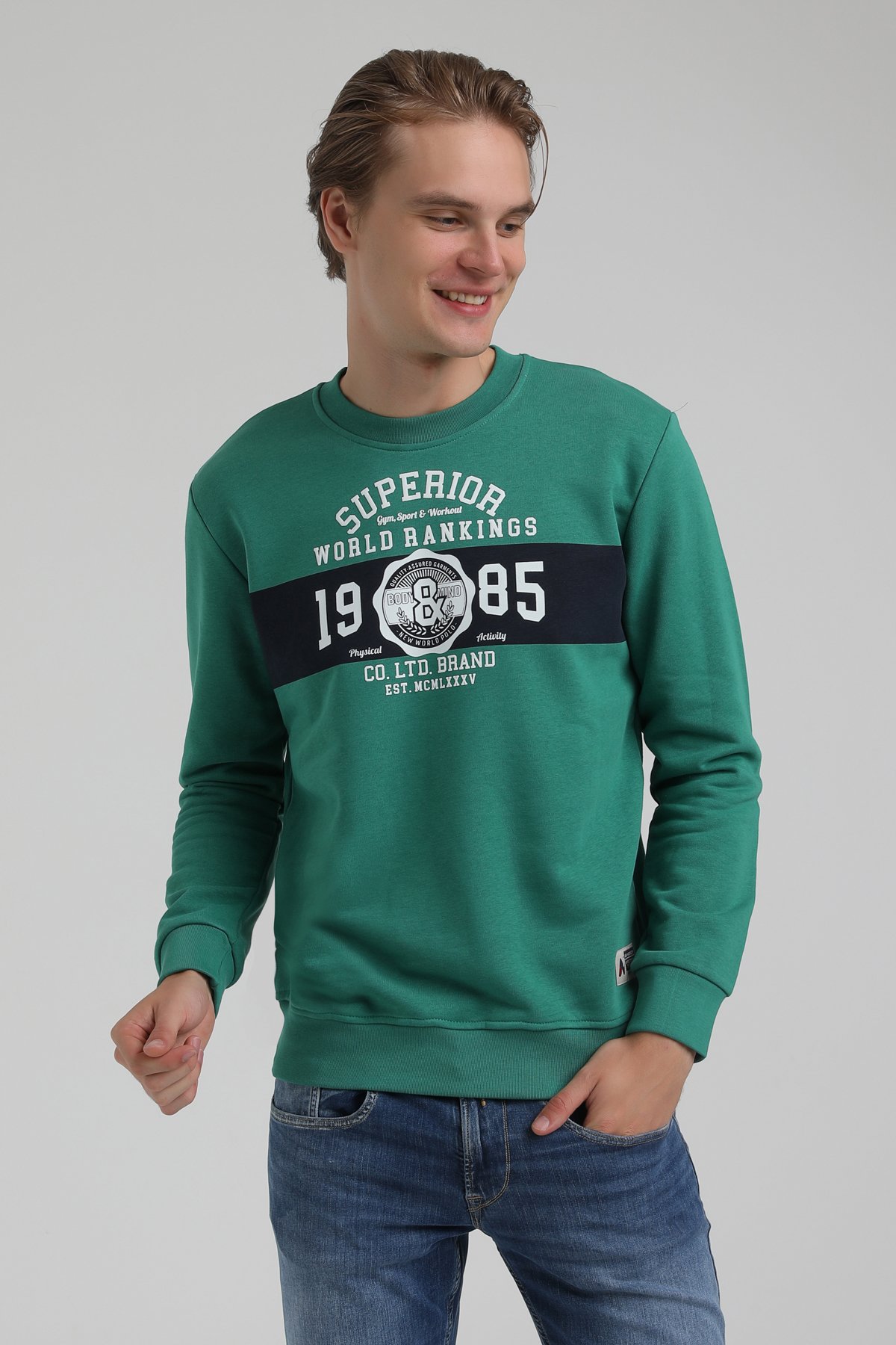 New World Polo Bisiklet Yaka Yeşil Regular Sweatshirt 22FWM60134