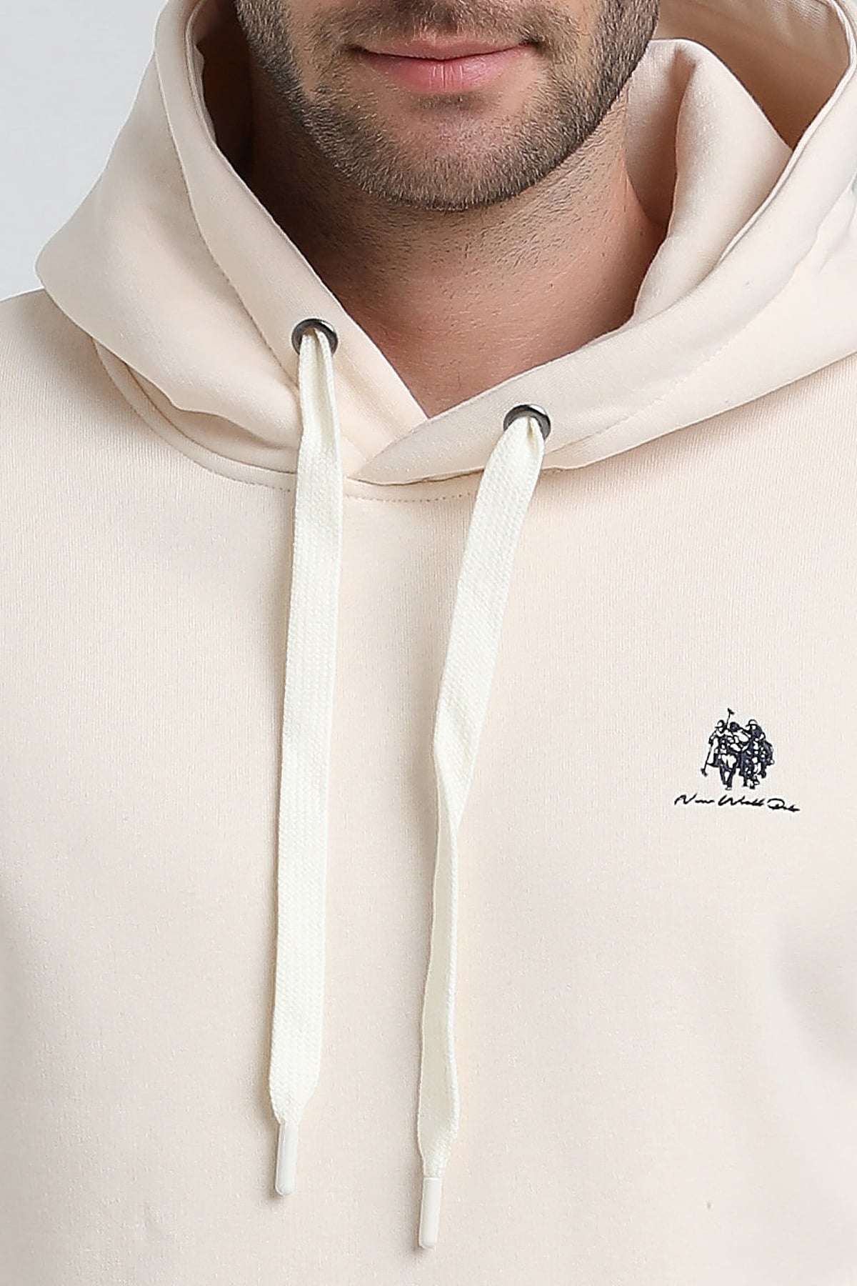 New World Polo Kapşonlu Ekru Slim Fit Sweatshirt 22FWM64013