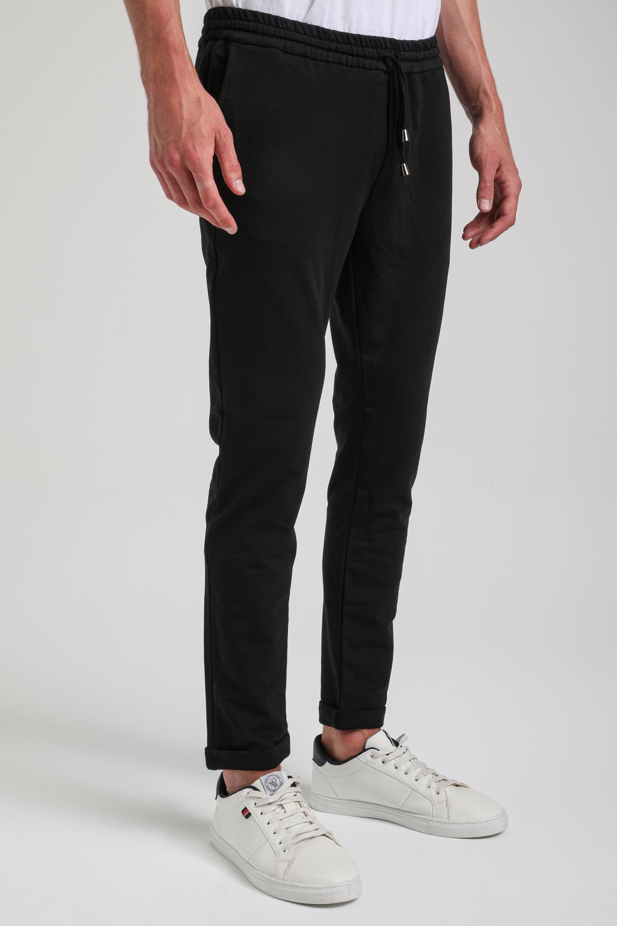 Pantolon Siyah Slim Fit Pantolon 24SSM40001