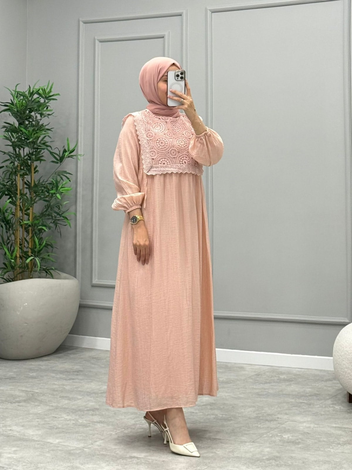 Bonita Dantel Detaylı Elbise -Pembe