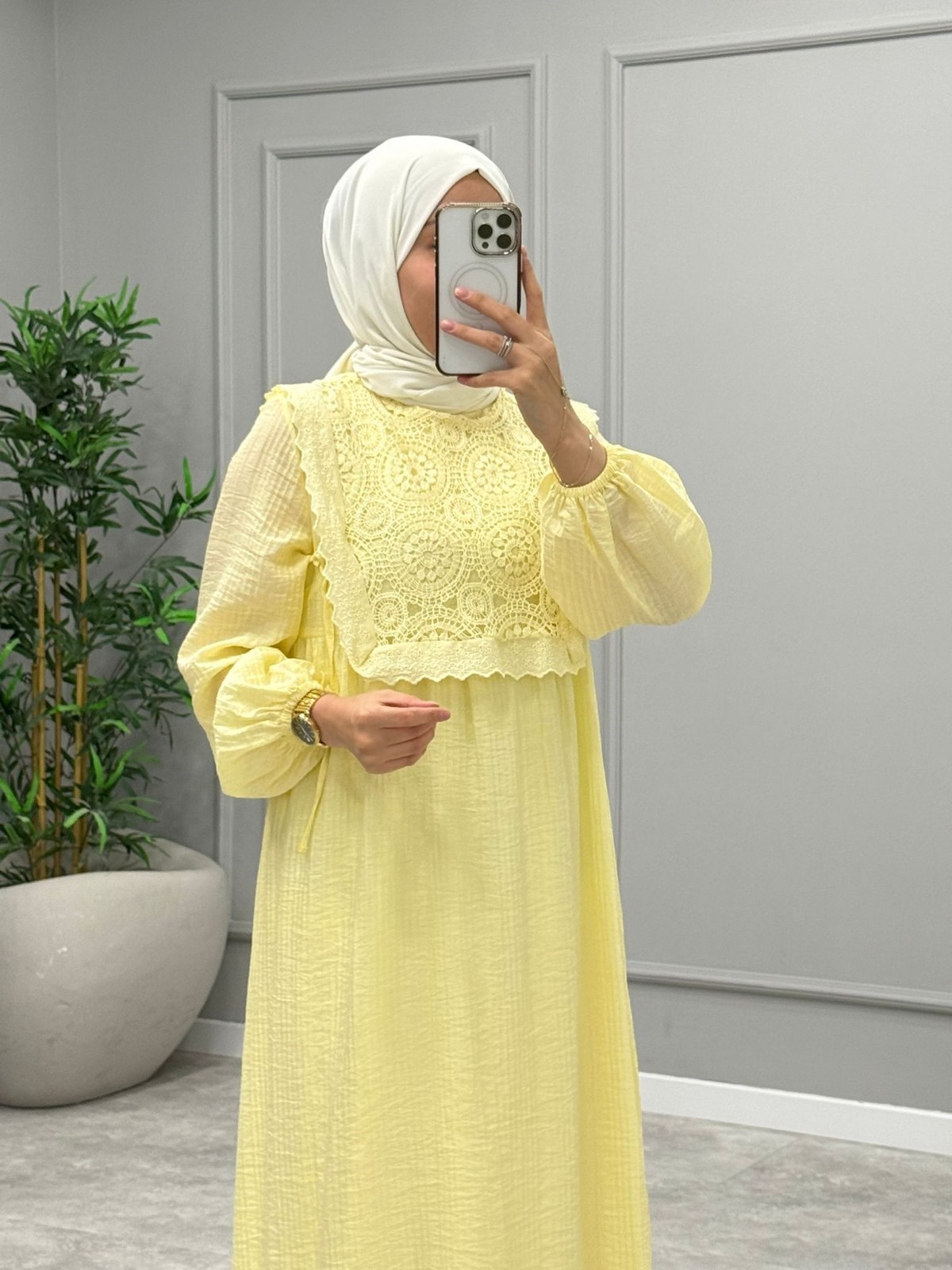Bonita Dantel Detaylı Elbise -Sarı