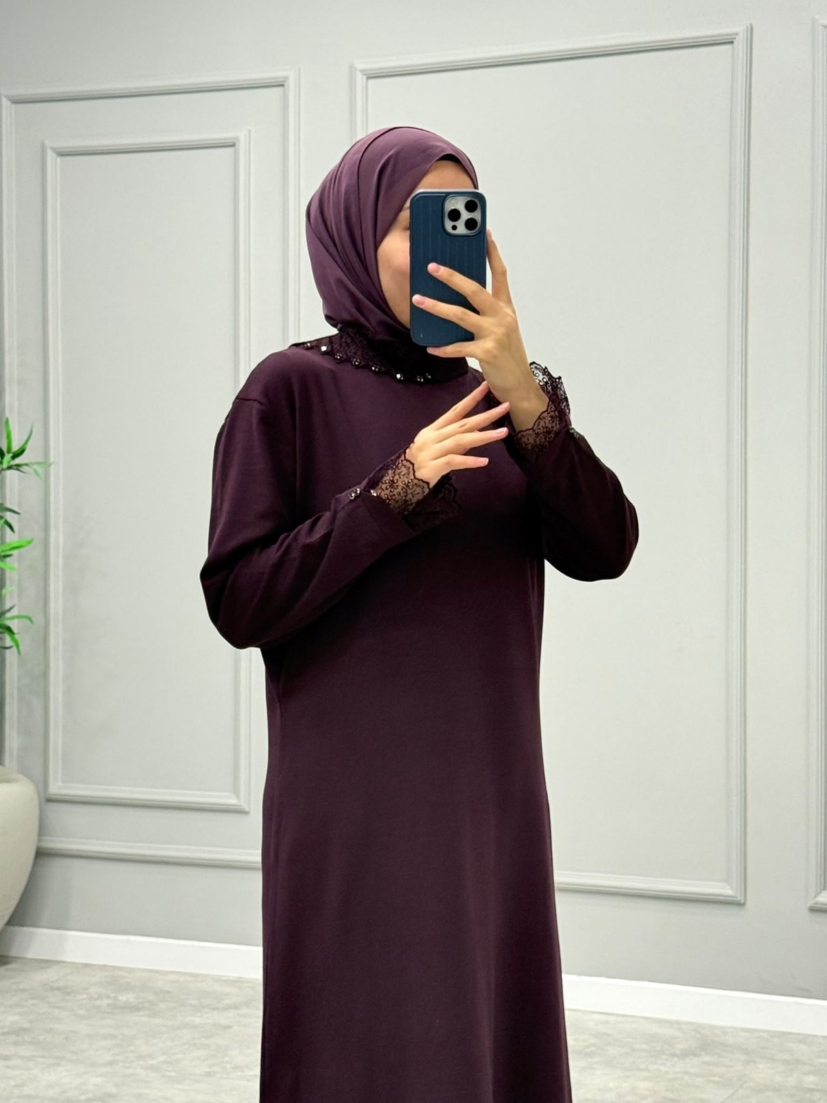 Cupse Dantel Detay Elbise -Mürdüm
