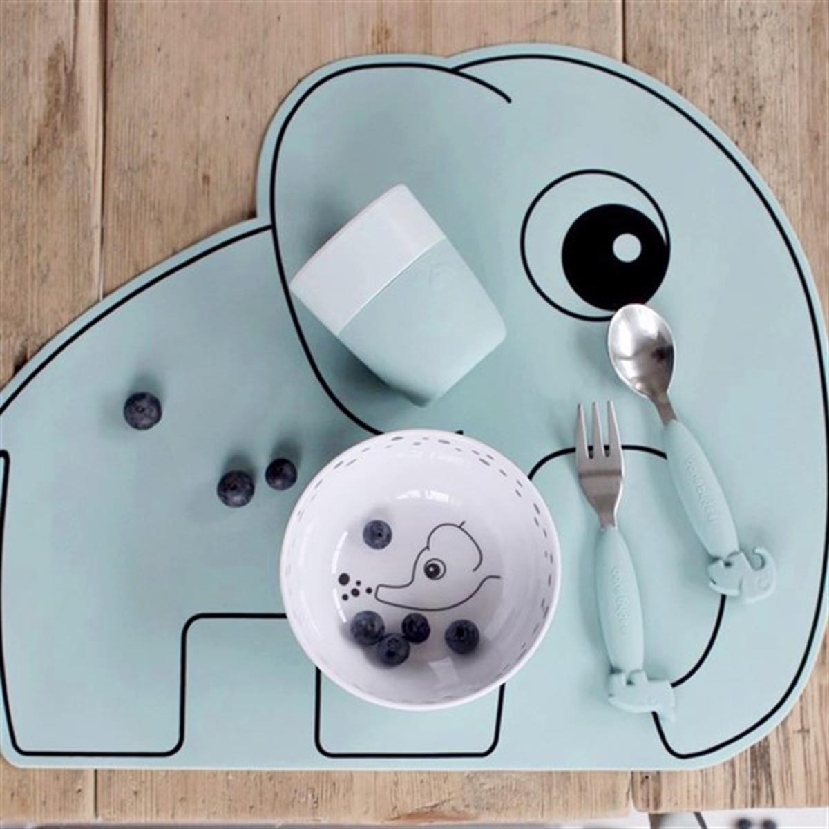 Done by Deer Elphee Servis