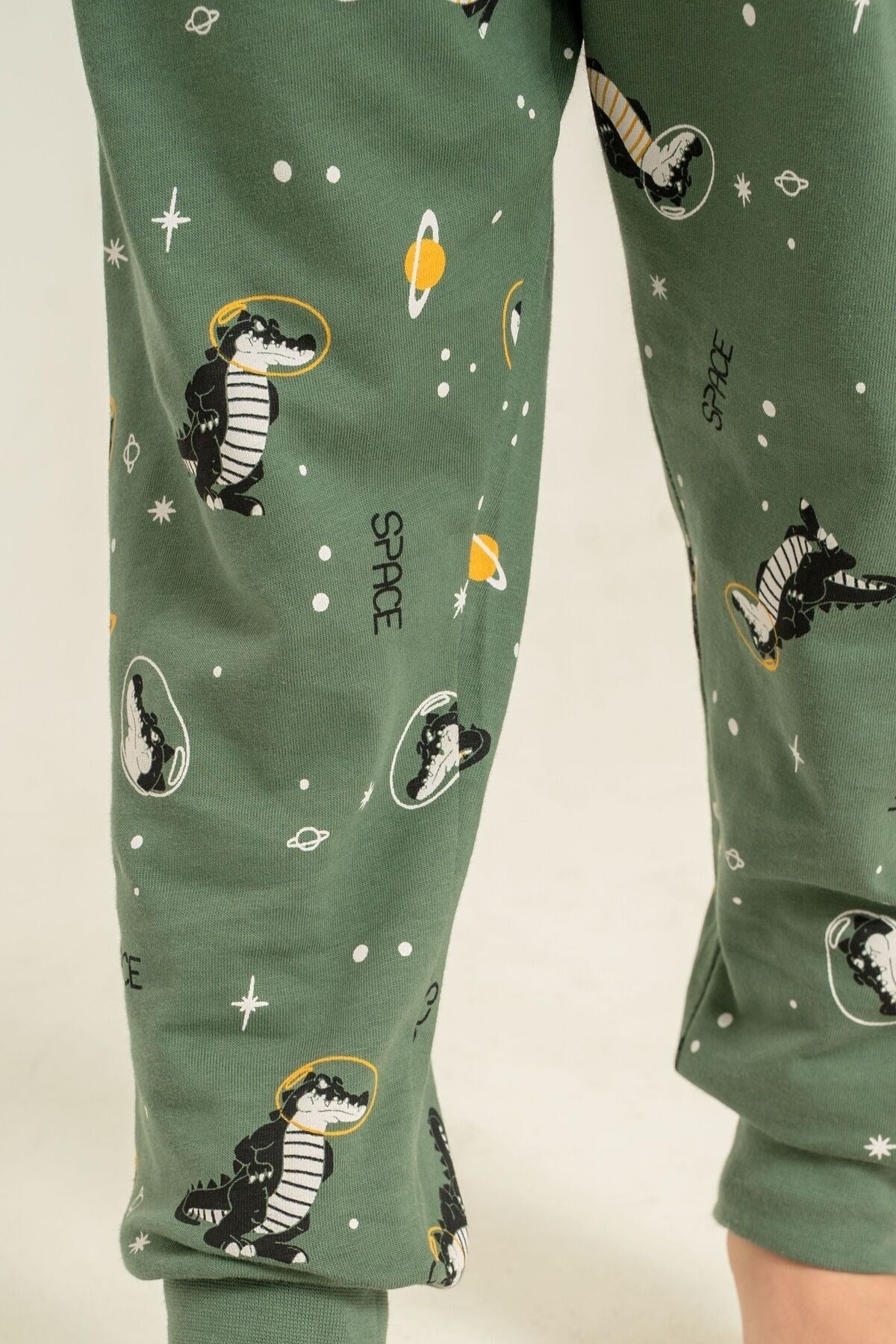 Rolypoly Erkek Çocuk 3-9 Yaş Desenli Pijama Takımı Haki