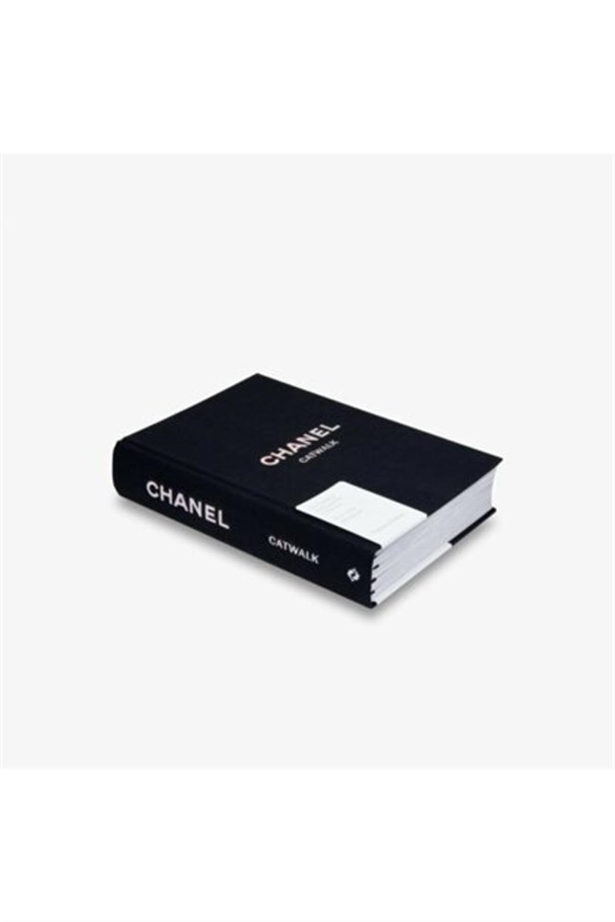 Design of LuxuryDESIGN OF LUXURYM-002812KİTAP CHANEL CATWALK | designofluxury.com.tr KİTAP CHANEL CATWALK