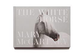 Design of LuxuryDESIGN OF LUXURYM-004290KİTAP THE WHITE HORSE | designofluxury.com.tr KİTAP THE WHITE HORSE