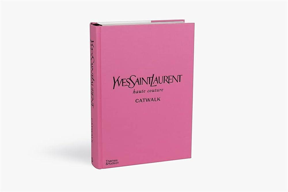 Design of LuxuryDESIGN OF LUXURYM-005709KİTAP- YVES SAINT LAURENT