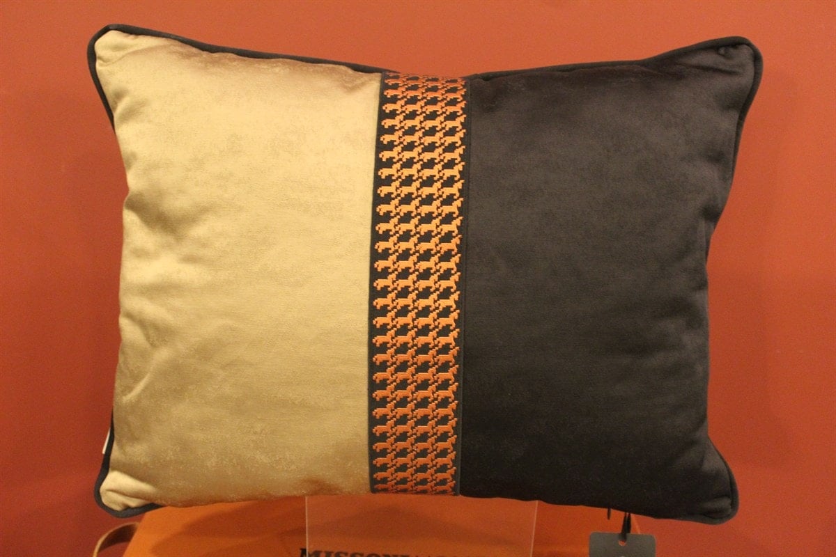 DESIGN OF LUXURYM-002503-5Yastık 31