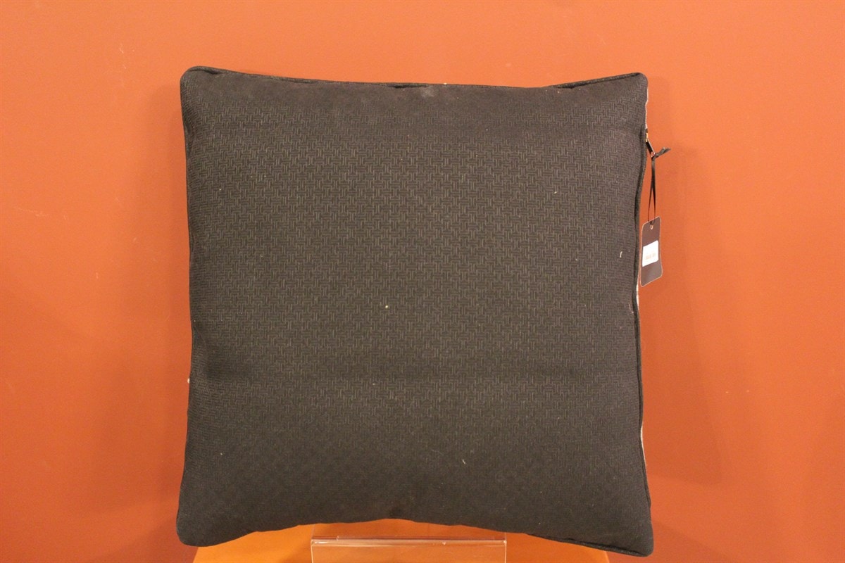 DESIGN OF LUXURYM-005022-4Yastık 43