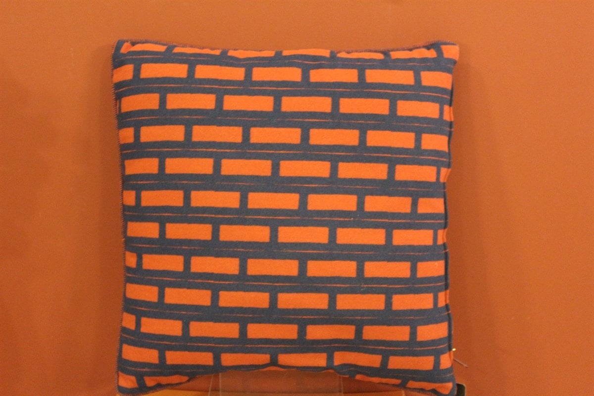 DESIGN OF LUXURYM-005022-7Yastık 46