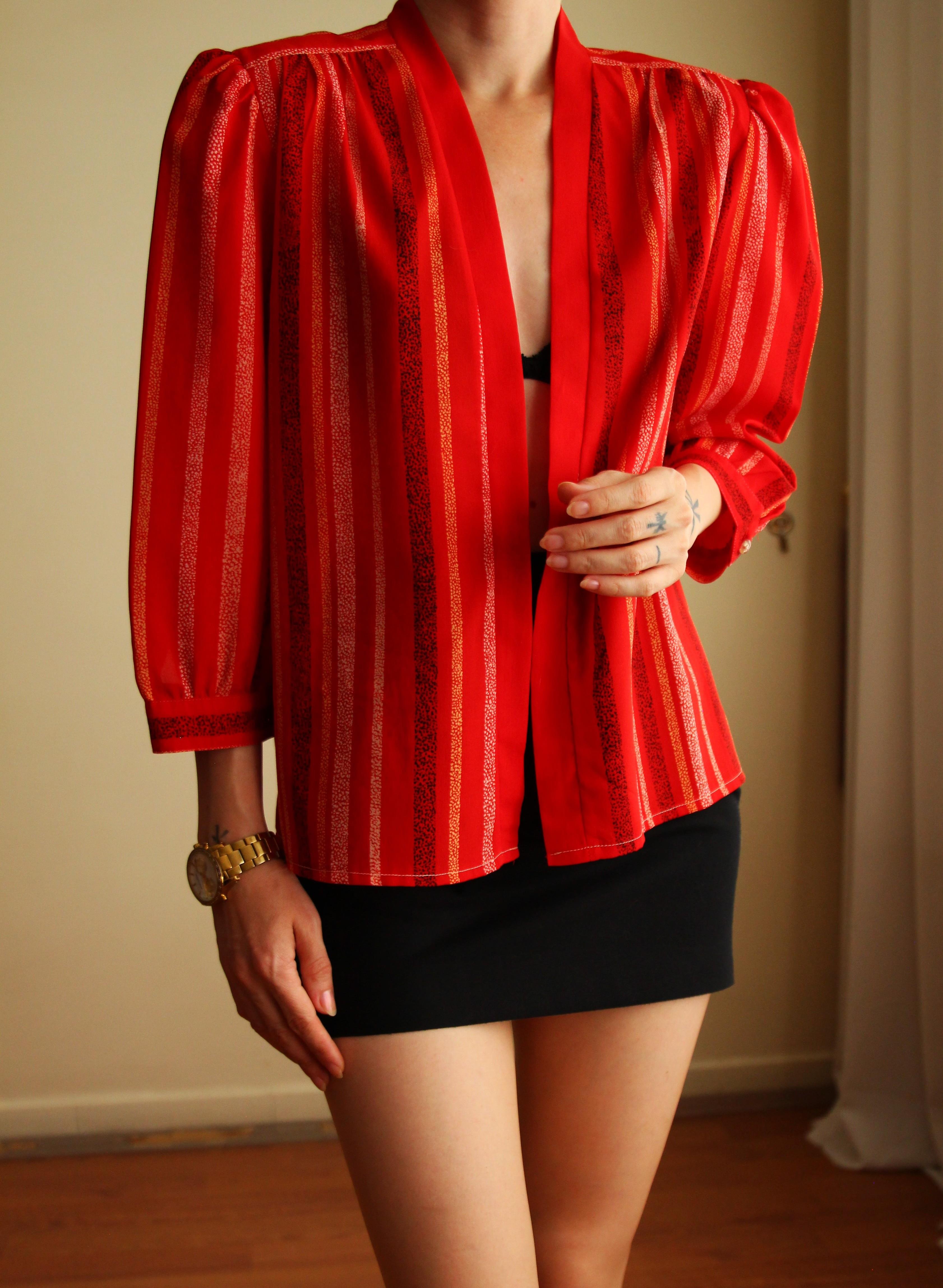1970s Hand Tailored Kırmızı Vintage Bluz 