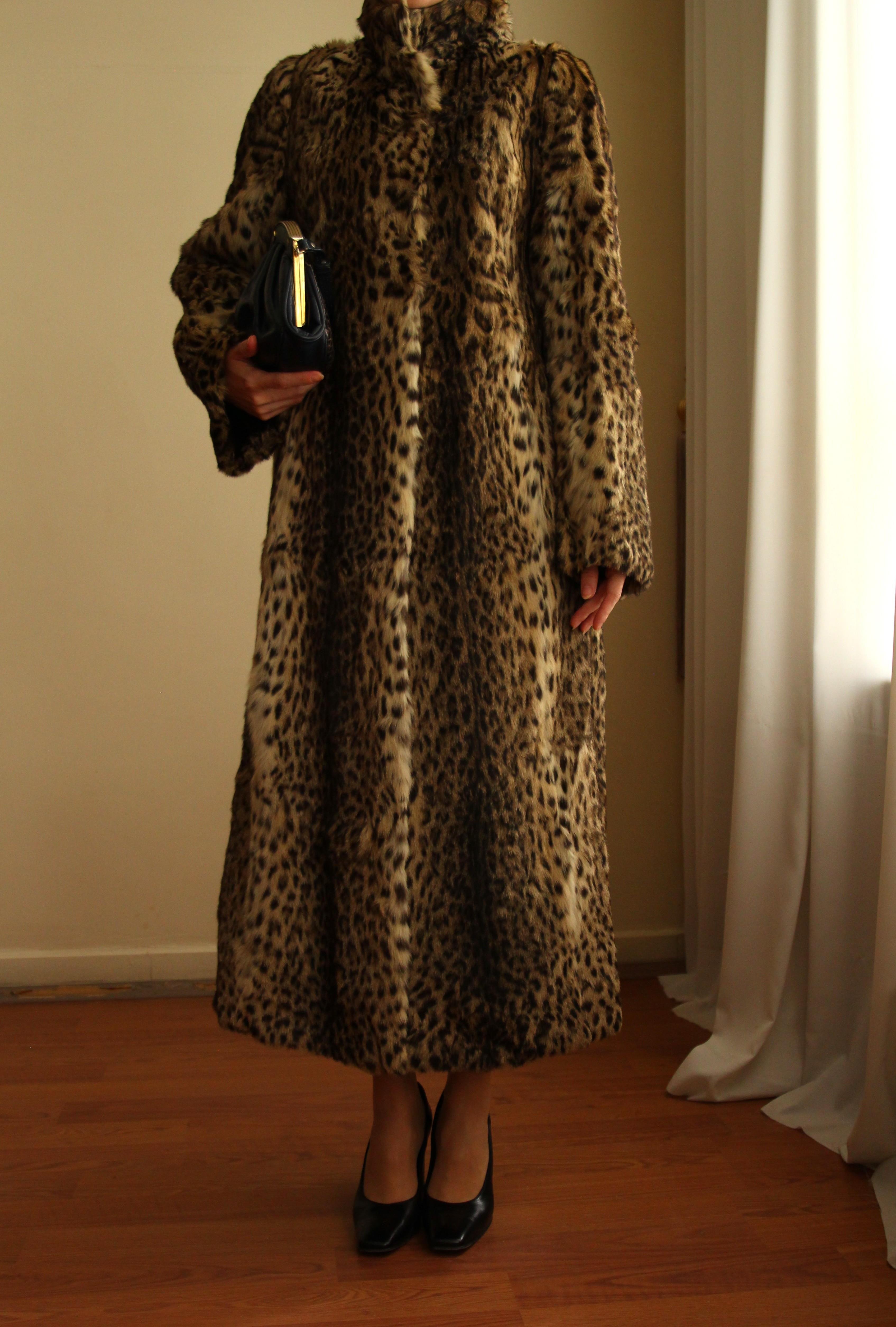 1980s Pelze Burkhardt Exclusive Pelze Augsburg Tailored Original Leopard Fur