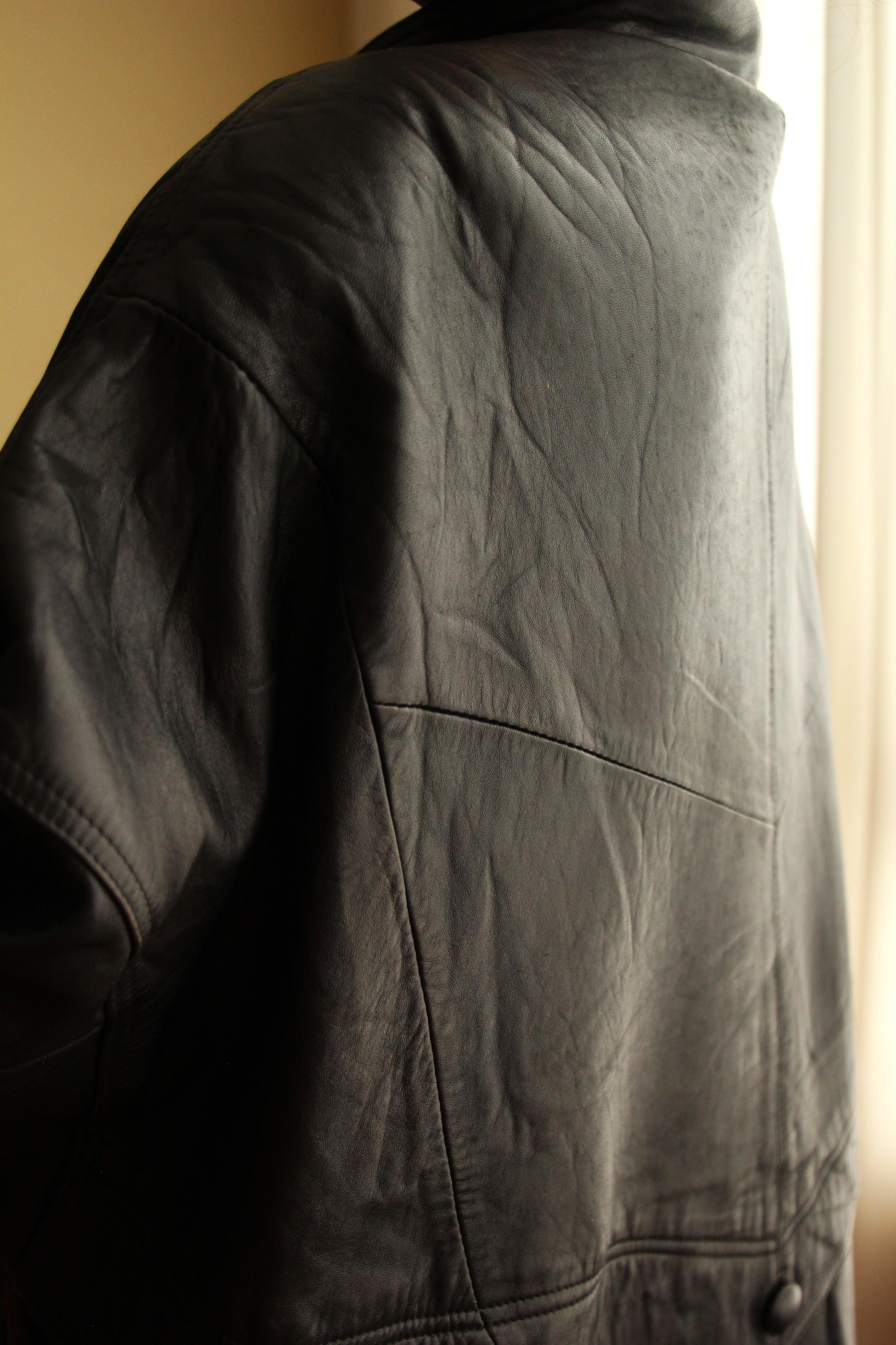 Vintage Leather Mont