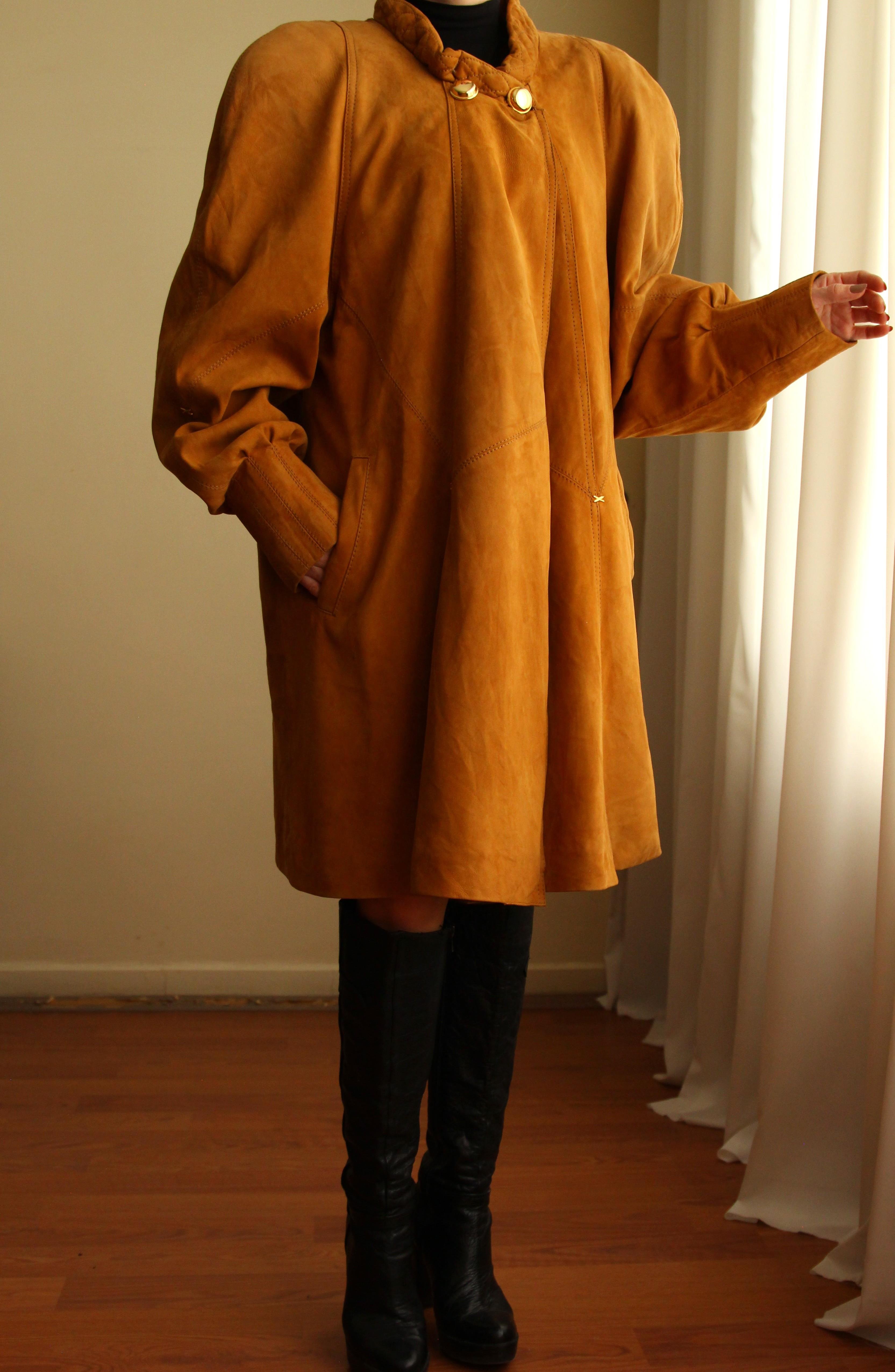 Vintage Trenchcoat
