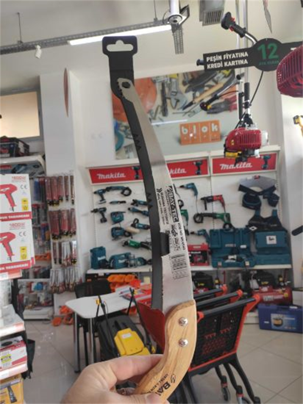 BAY-TECBahçe Makineleri ve Aletleri Budama Testeresi Ağaç Saplı Oval 300 Mm.