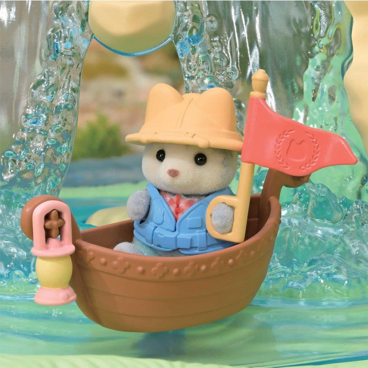 5761 Sylvanian Families Gizli Orman Şelalesi +4 yaş