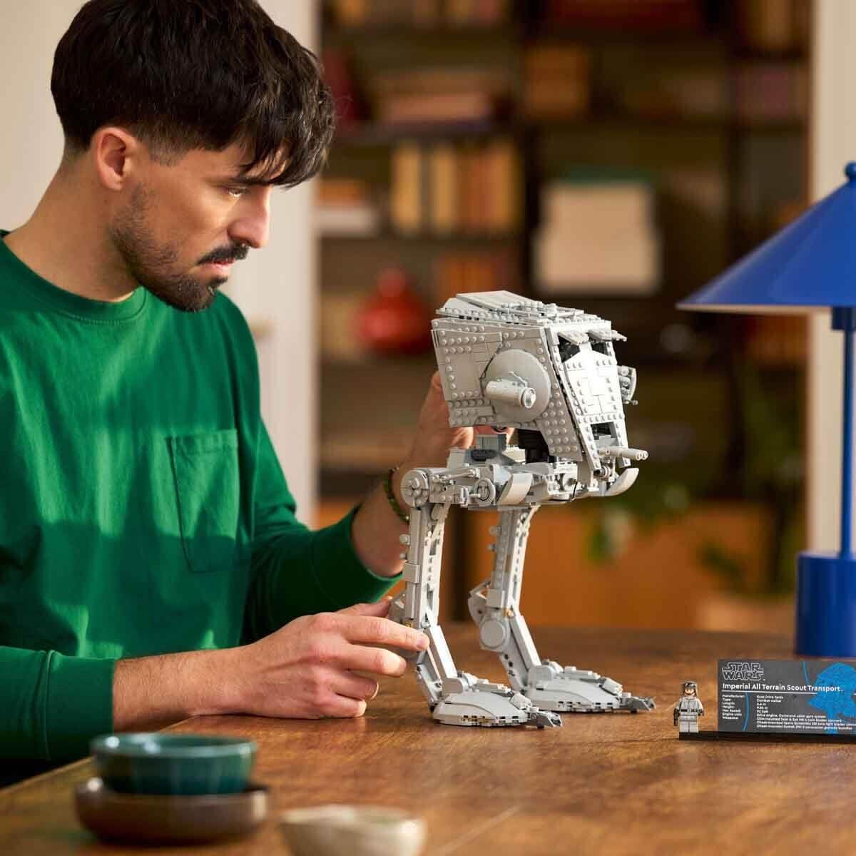 75417 LEGO® Star Wars™ - AT-ST™ Walker 1513 parça +18 yaş
