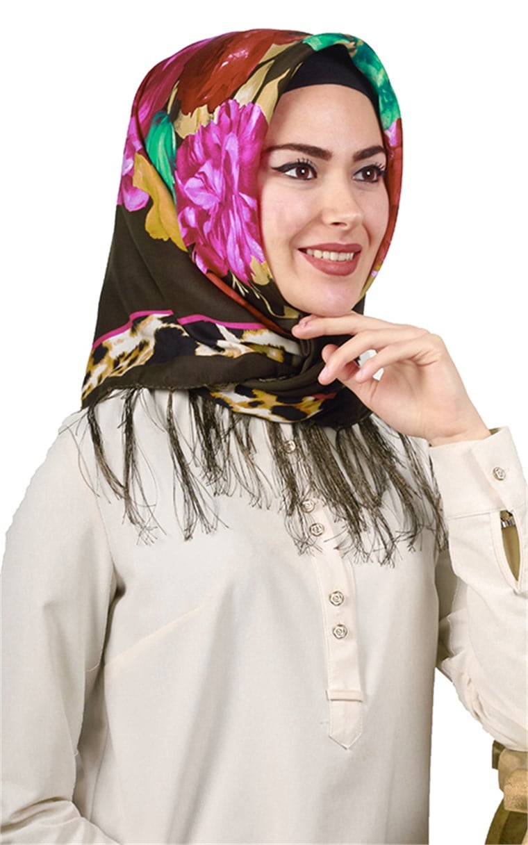 111-0017-05 PİRAMİT PÜSKÜLLÜ EŞARP