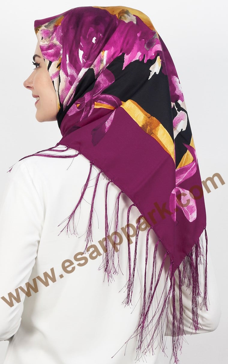 111-0007-02 PİRAMİT PÜSKÜLLÜ EŞARP 