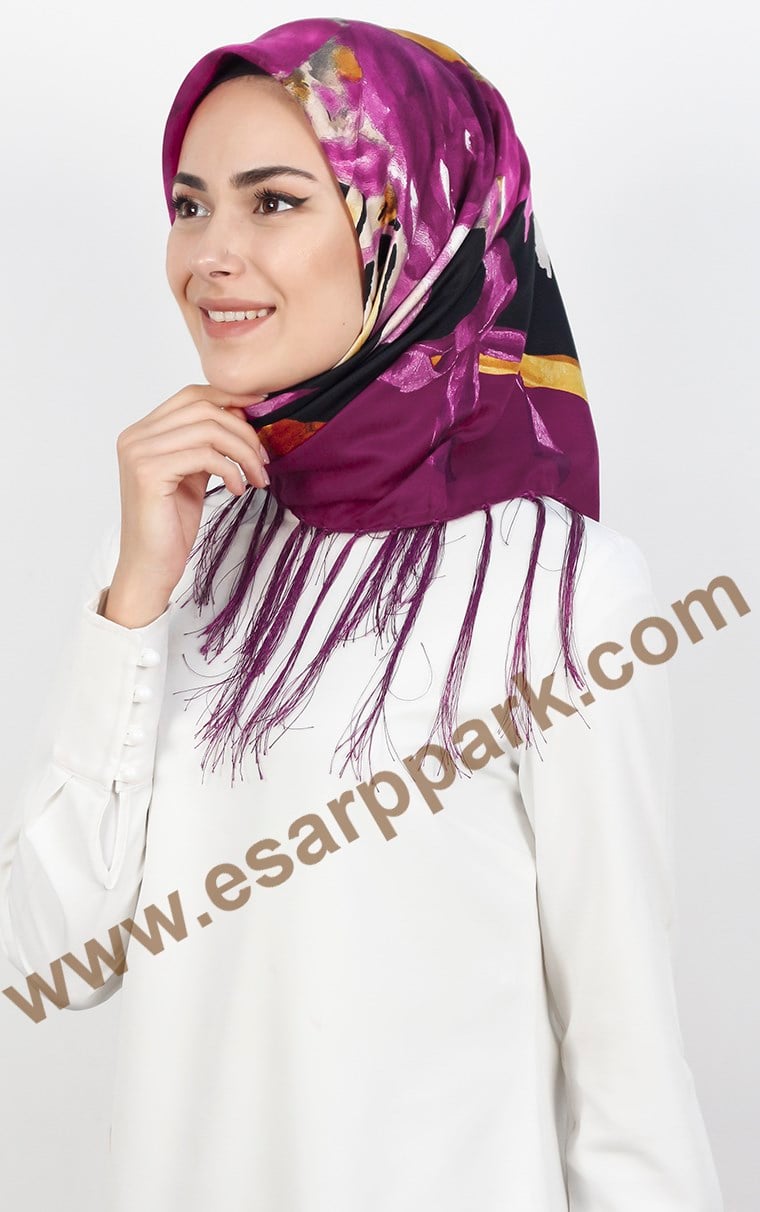 111-0007-02 PİRAMİT PÜSKÜLLÜ EŞARP 