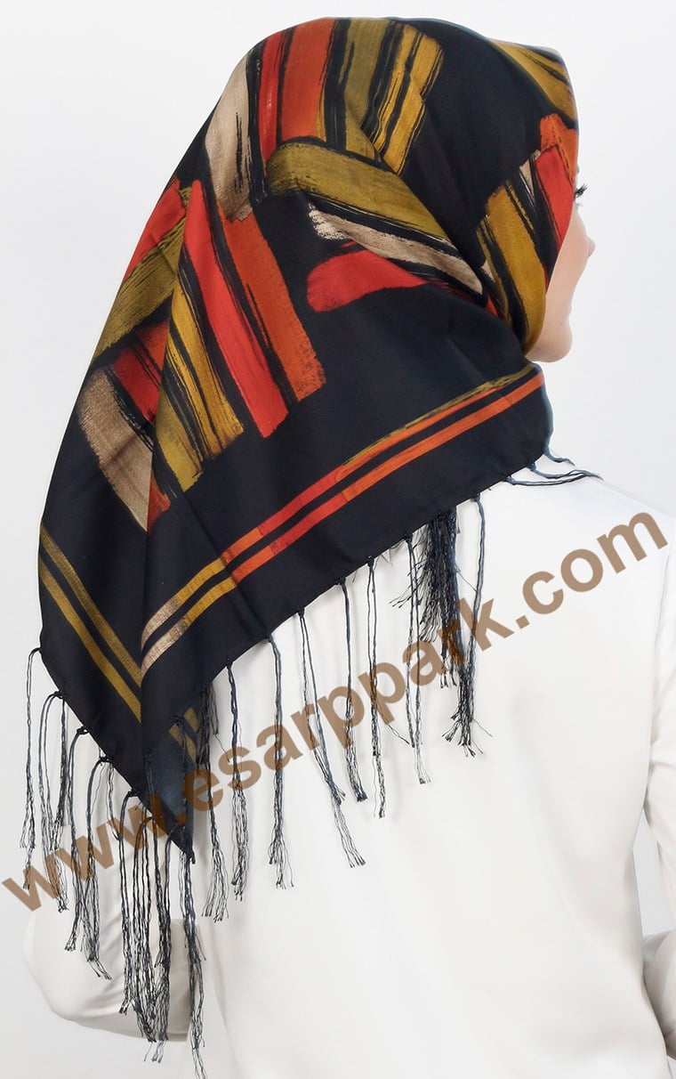 111-0011-17 PİRAMİT PÜSKÜLLÜ EŞARP