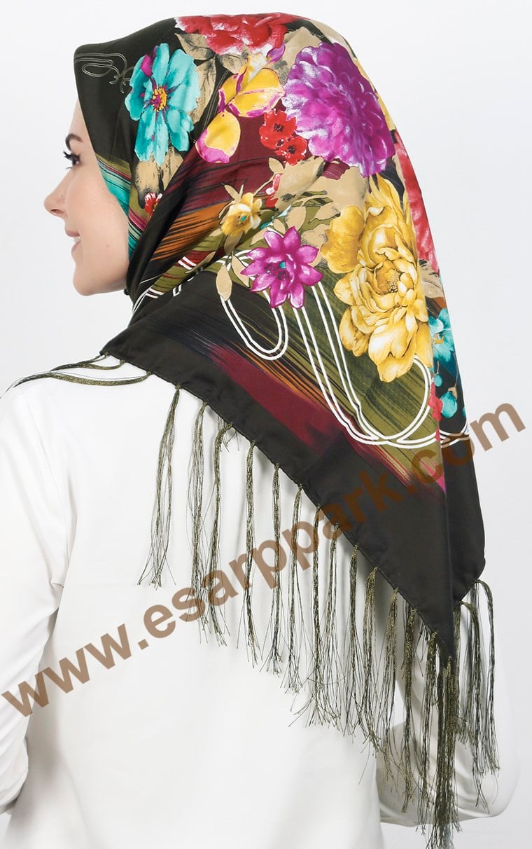 111-0013-16 PİRAMİT PÜSKÜLLÜ EŞARP