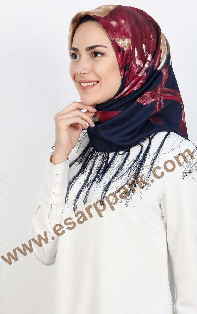 111-0014-05 PİRAMİT PÜSKÜLLÜ EŞARP