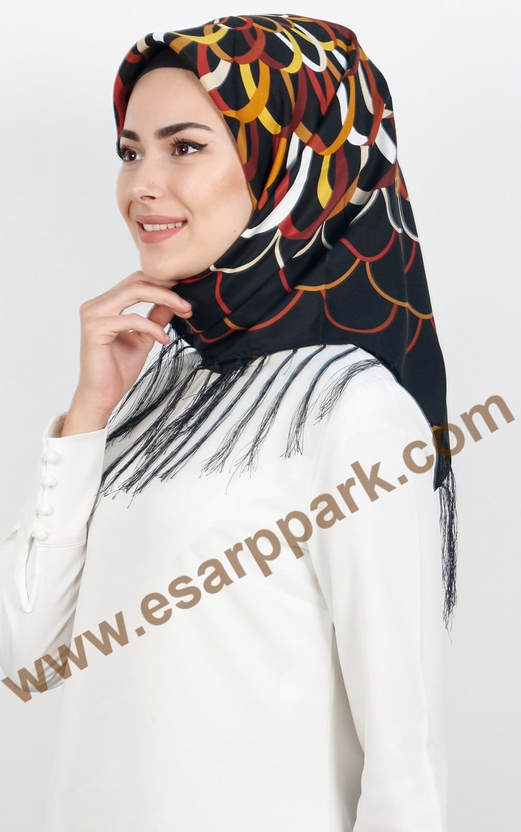 111-0015-05 PİRAMİT PÜSKÜLLÜ EŞARP