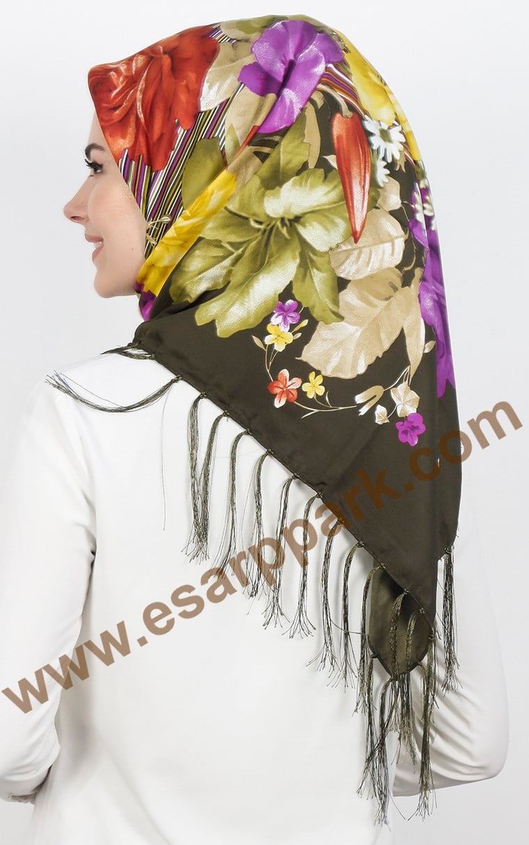 111-0015-06 PİRAMİT PÜSKÜLLÜ EŞARP