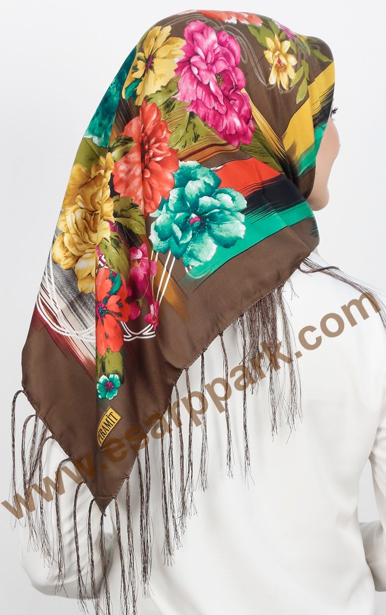 111-0015-10 PİRAMİT PÜSKÜLLÜ EŞARP