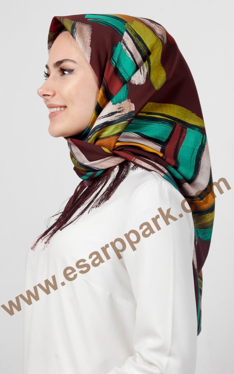 111-0016-01 PİRAMİT PÜSKÜLLÜ EŞARP