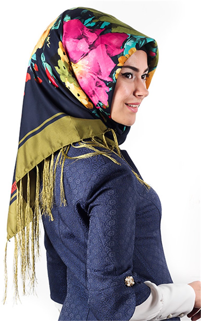 111-0012-13 PİRAMİT PÜSKÜLLÜ EŞARP