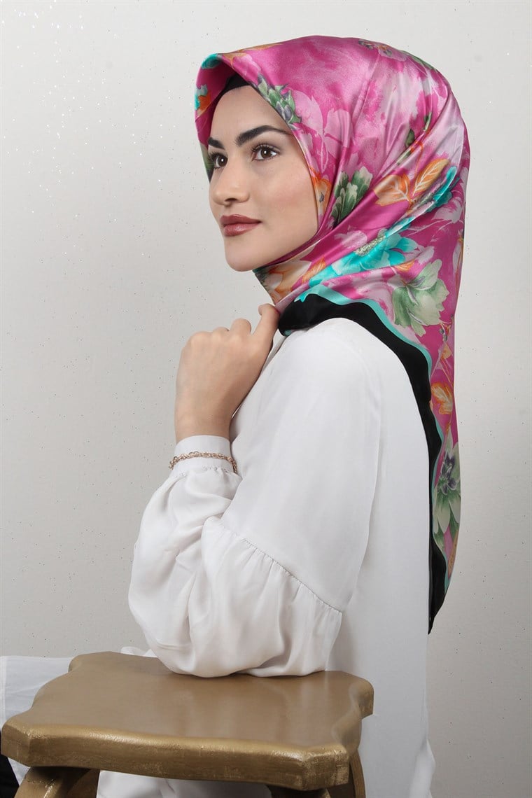 4385-05  ARMİNE İPEK EŞARP 