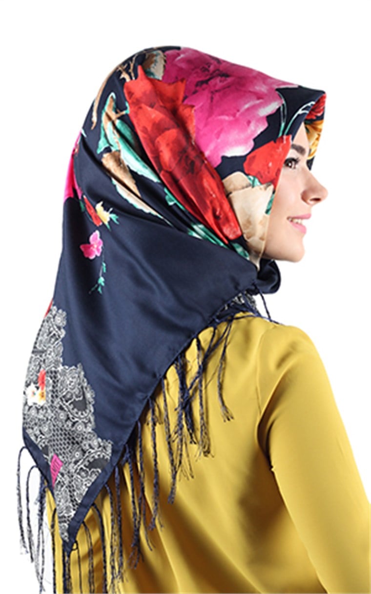 111-0013-27 PİRAMİT PÜSKÜLLÜ EŞARP