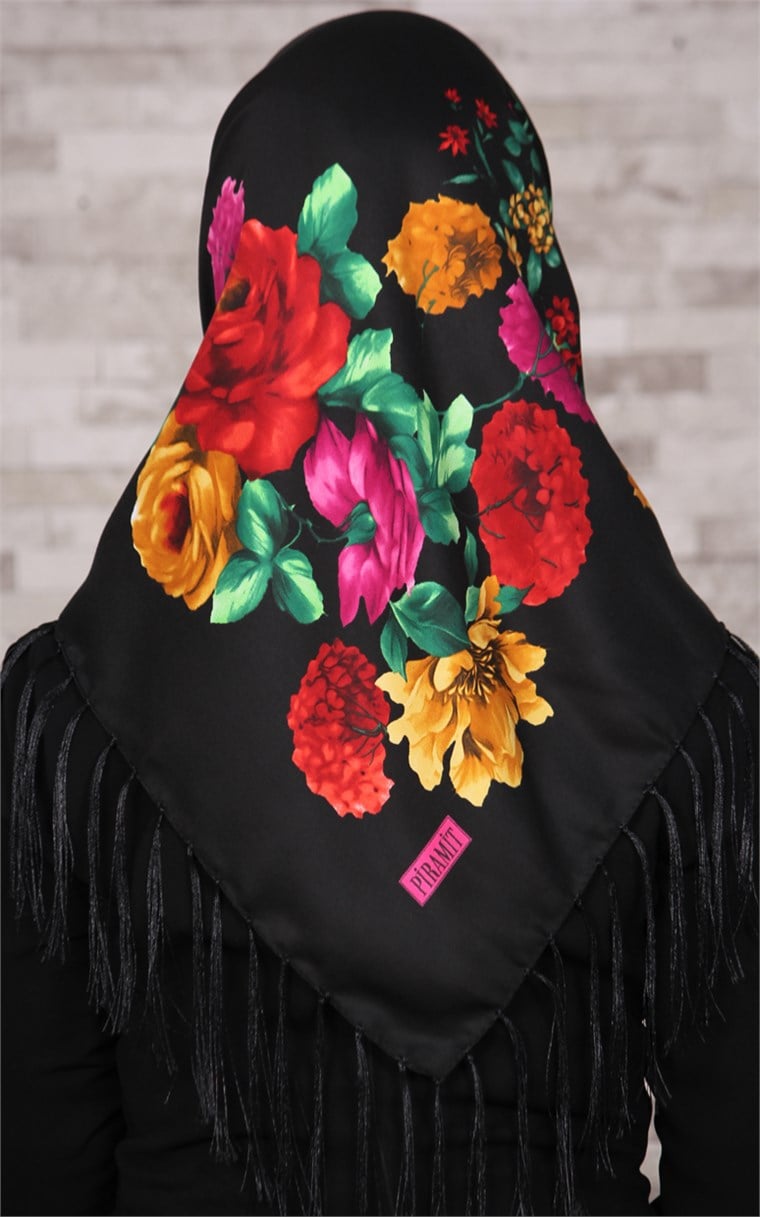 111-0011-04 PİRAMİT PÜSKÜLLÜ EŞARP SİYAH 