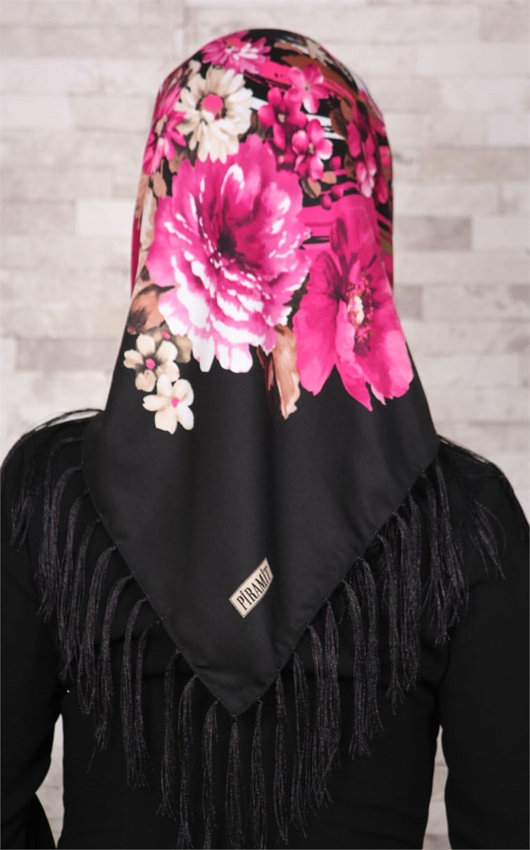 111-0005-01 PİRAMİT PÜSKÜLLÜ EŞARP SİYAH FUŞYA