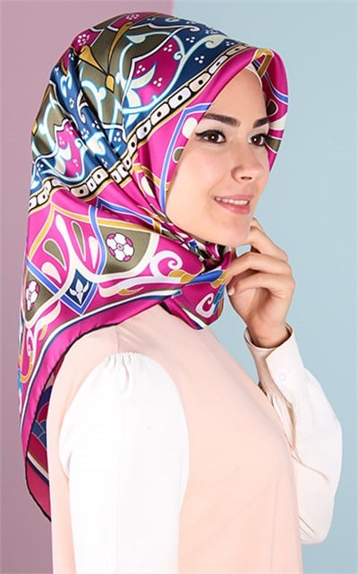 1502-161-15 İTHAL İPEK EŞARP