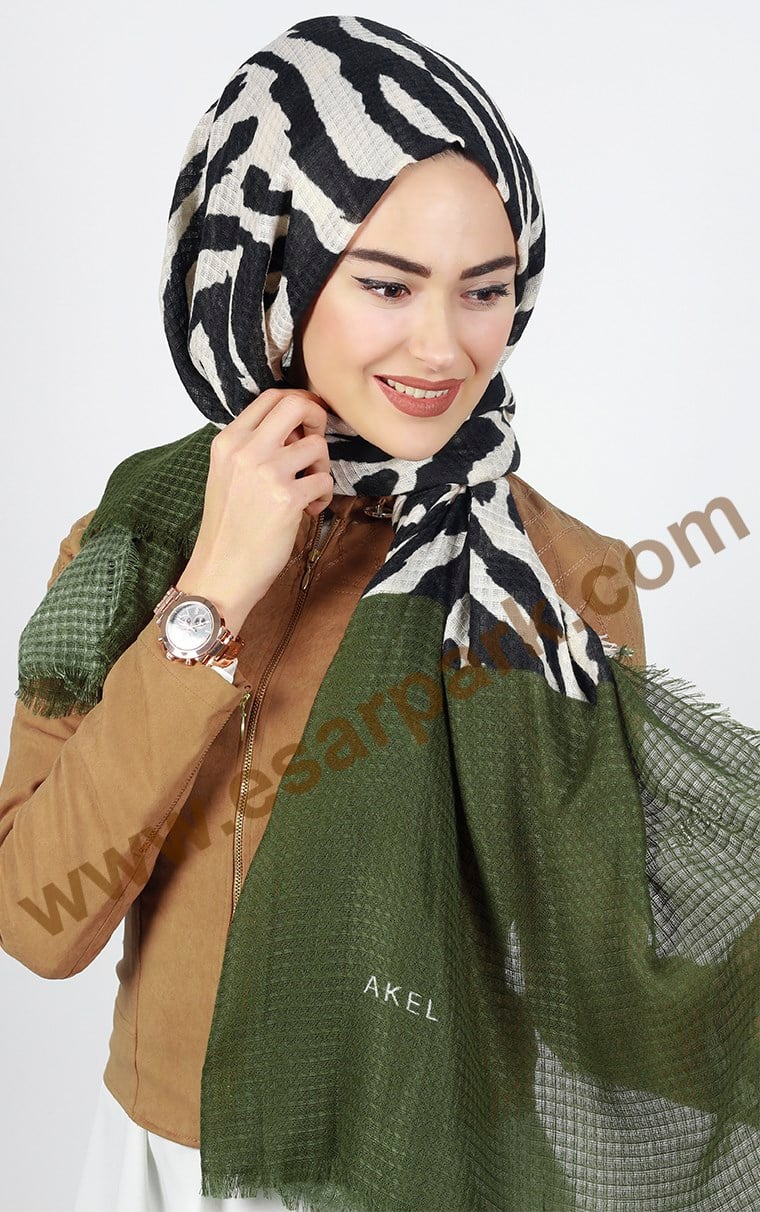 Akel Zebra Desenli Şal 4835-5