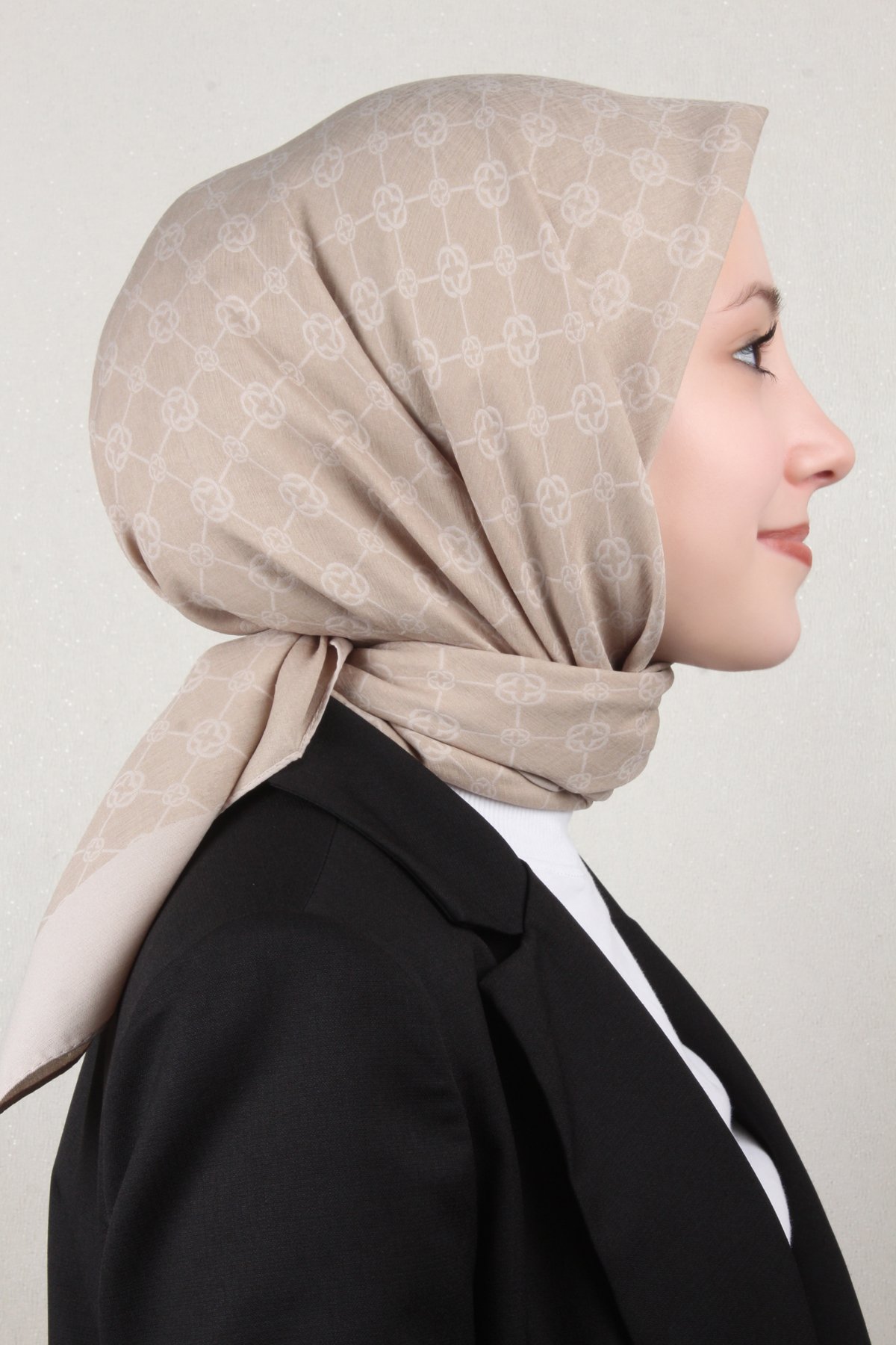 Aker Elegance Monogram Eşarp 1090500-933 Çöl Beji