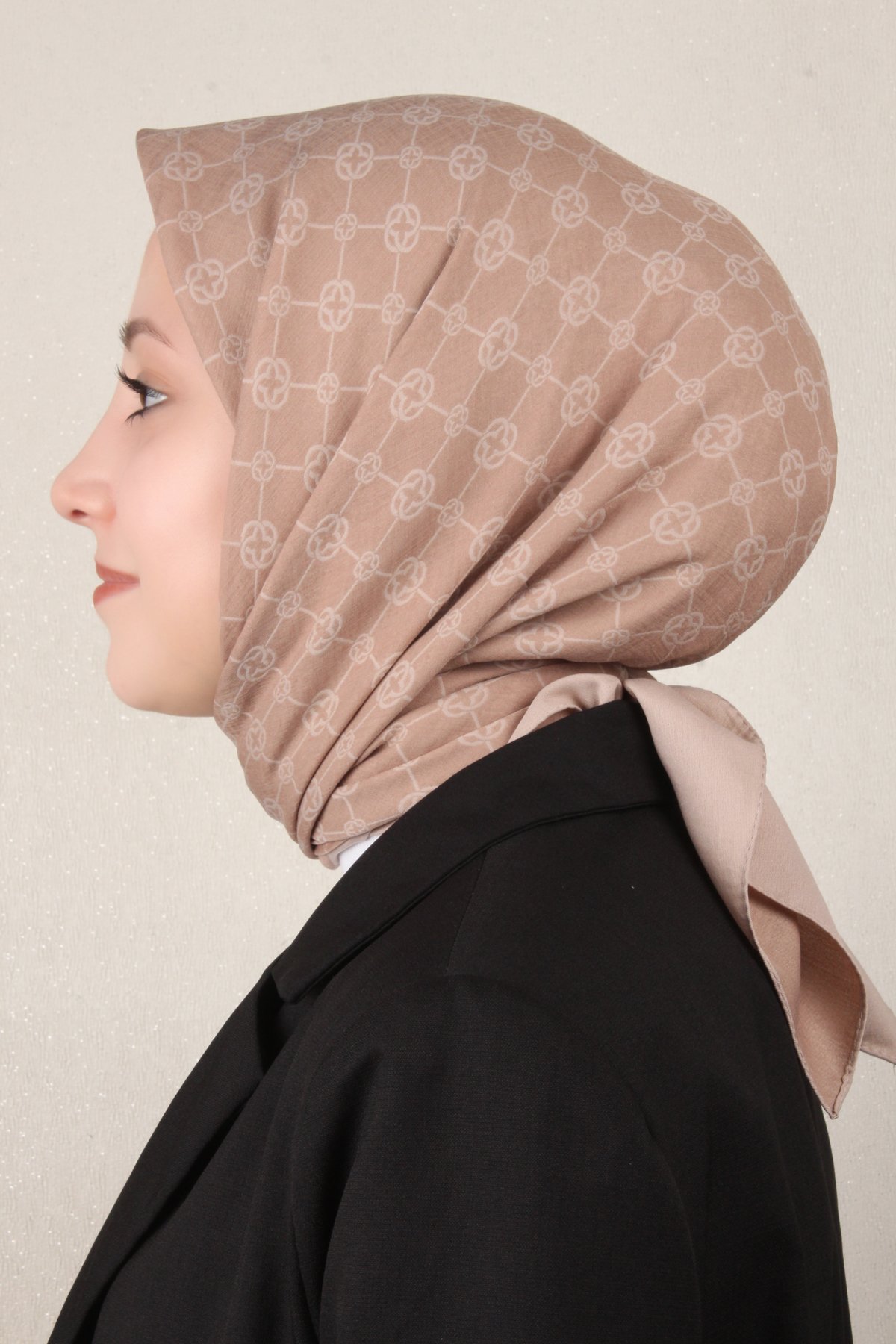 Aker Elegance Monogram Eşarp 1090500-983 Antik Bej