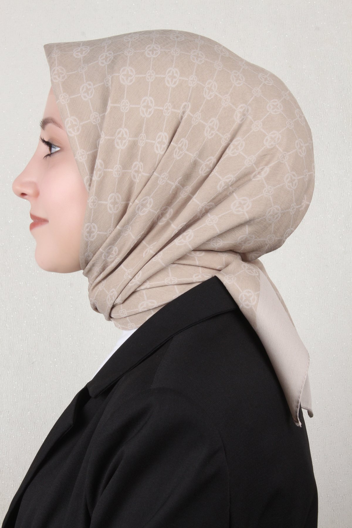 Aker Elegance Monogram Eşarp 1090500-933 Çöl Beji
