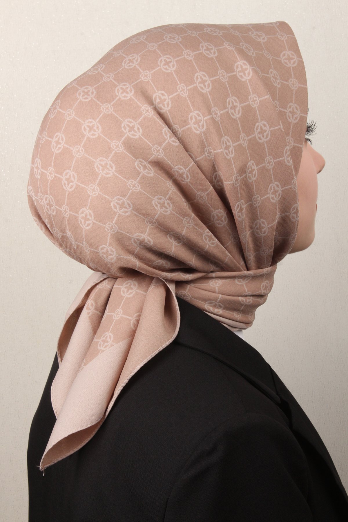 Aker Elegance Monogram Eşarp 1090500-983 Antik Bej