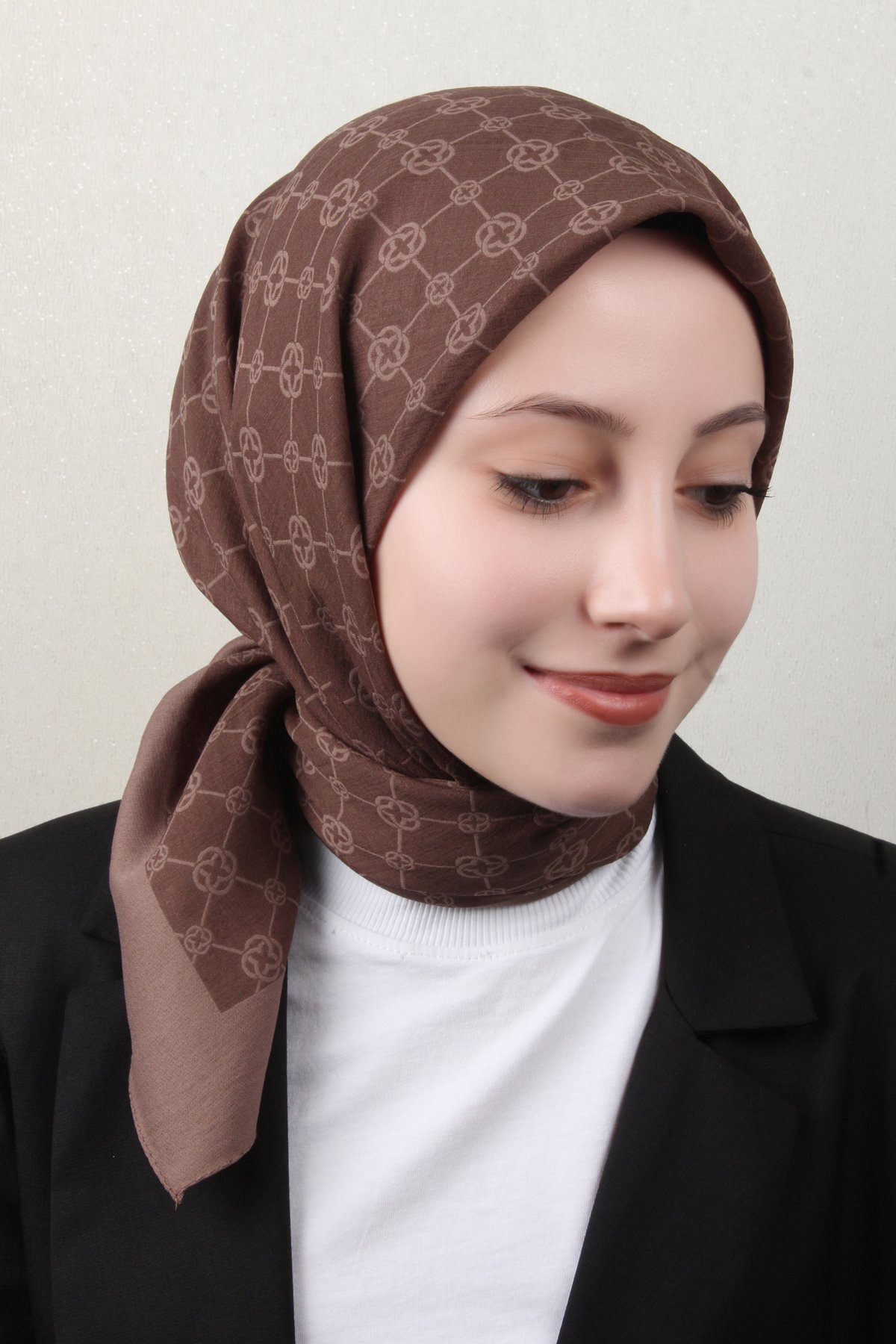 Aker Elegance Monogram Eşarp 1090500-932 Kahverengi