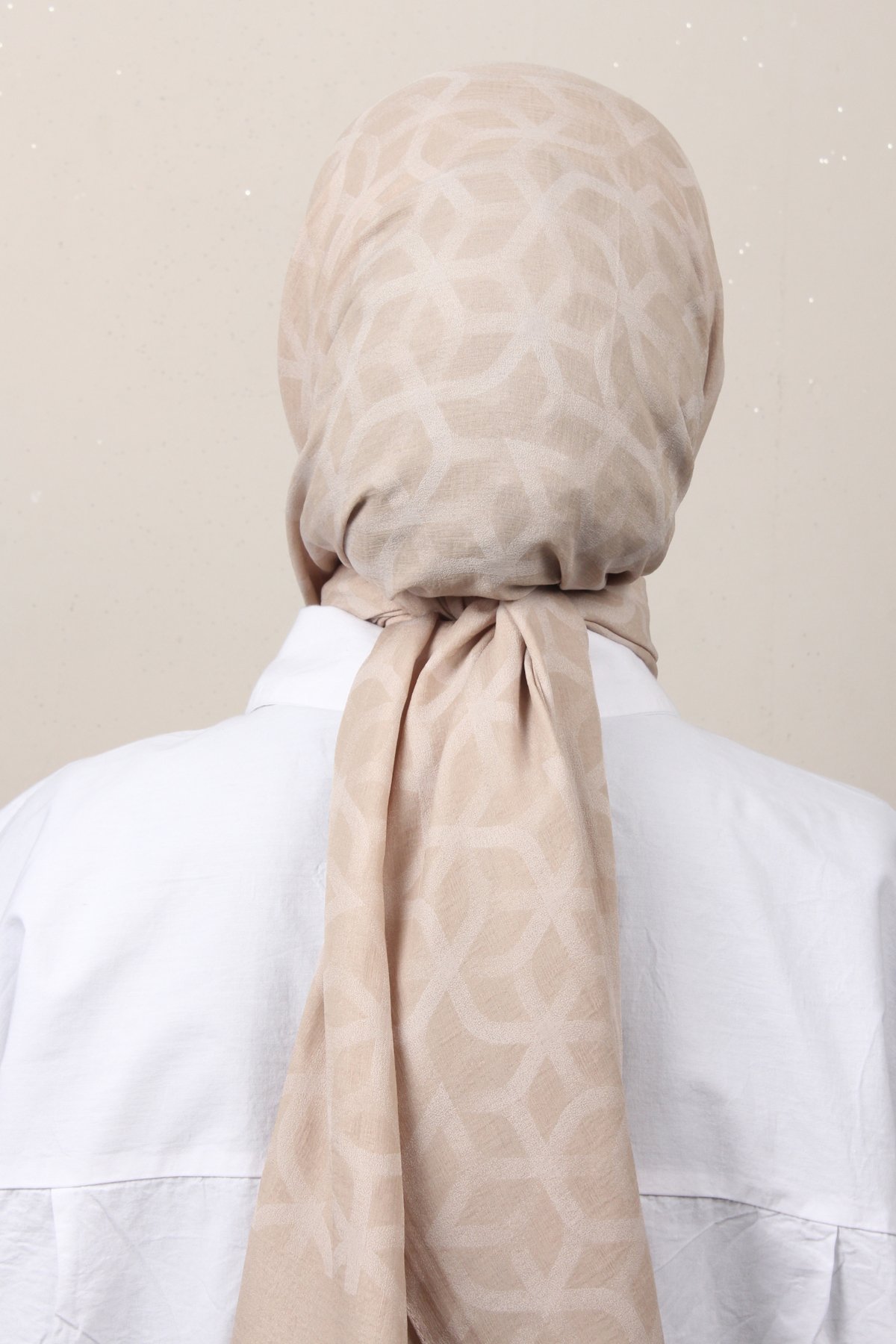 Aker Karma Şal 1040500-33 Bej