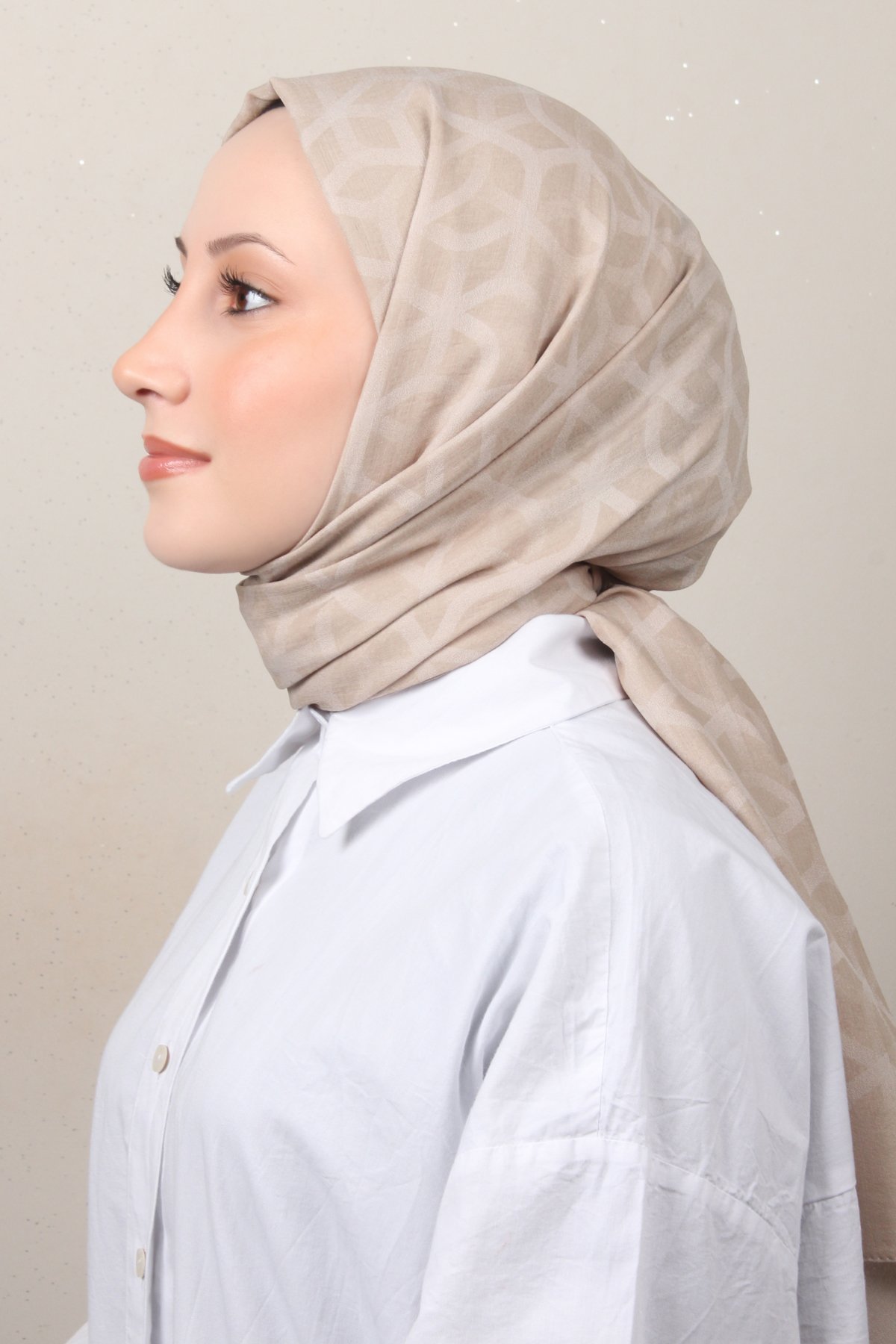 Aker Karma Şal 1040500-33 Bej