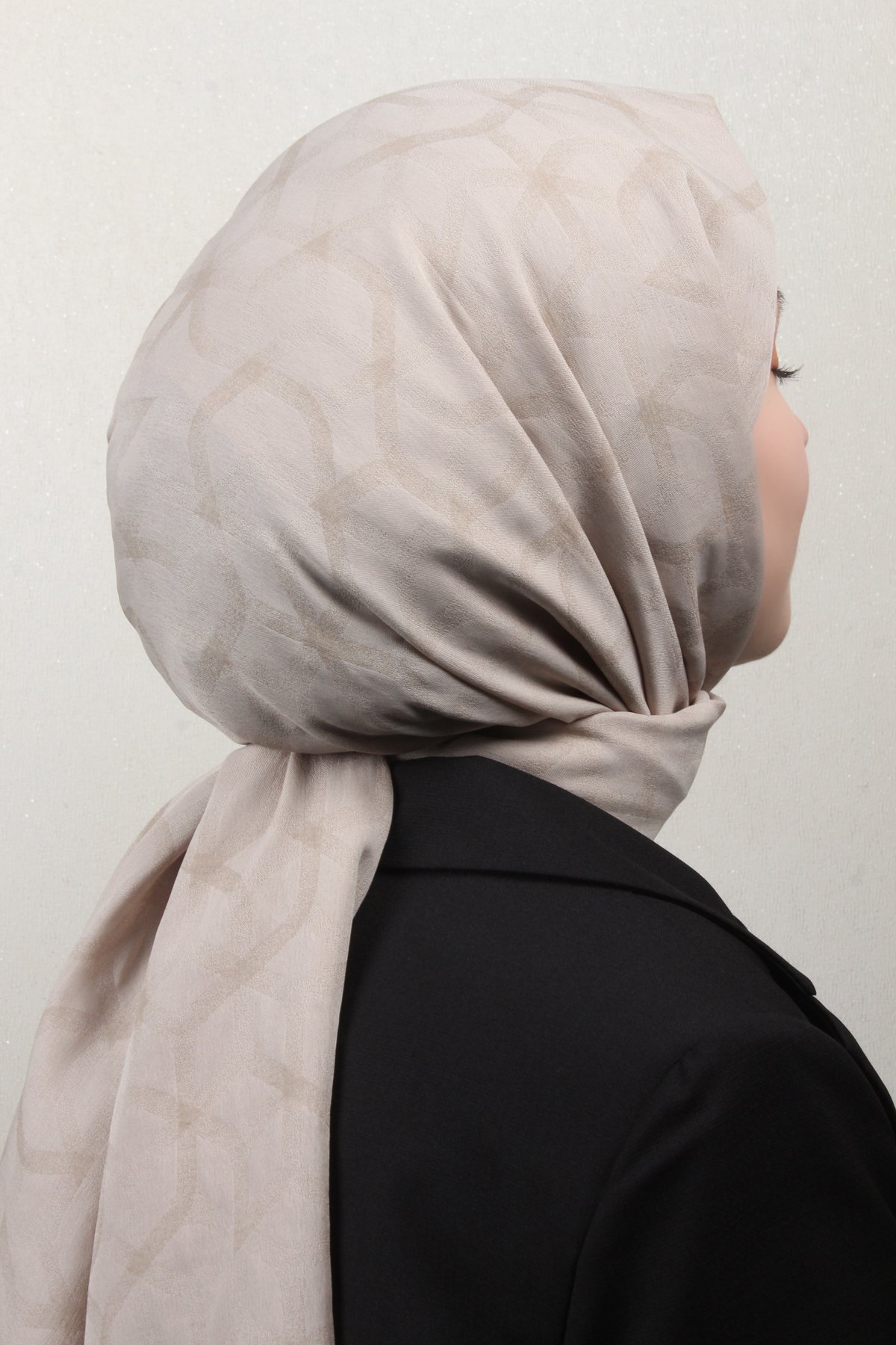 Aker Karma Şal 1040500-932 Bej