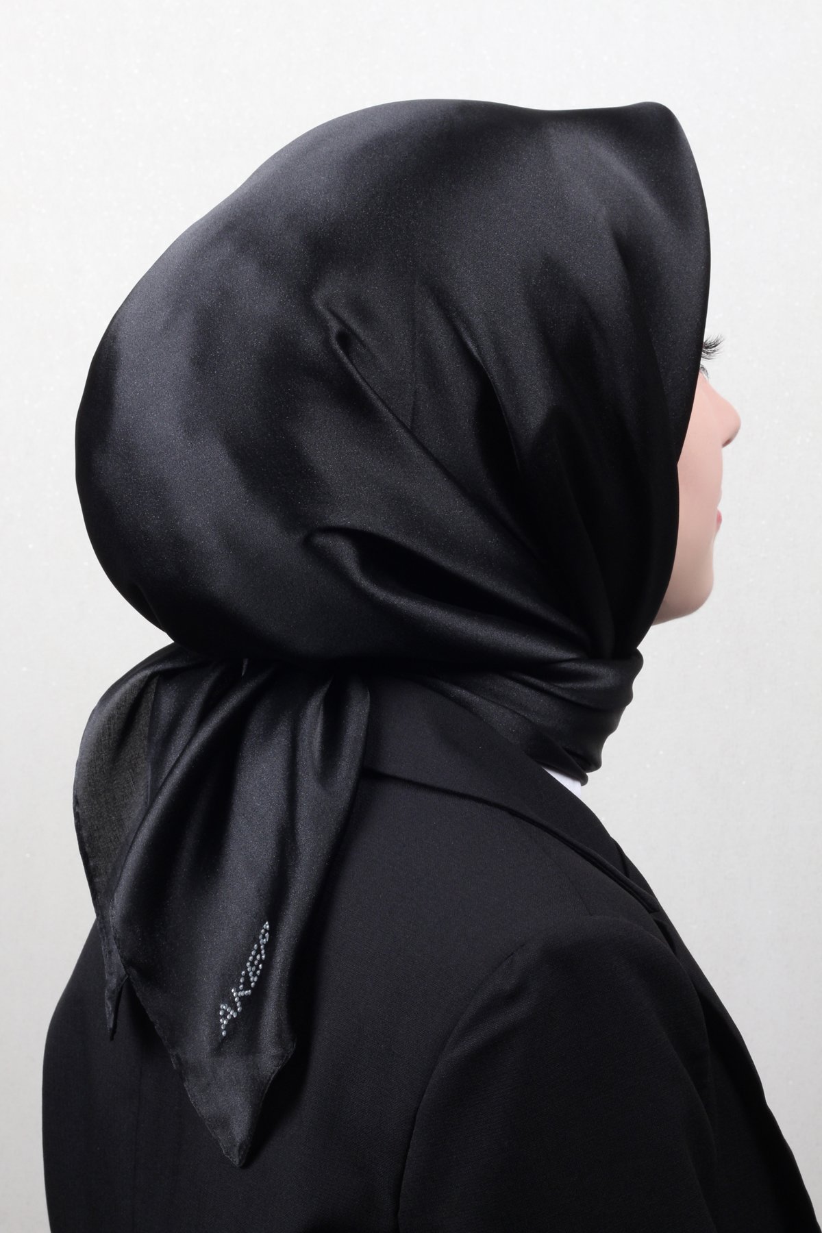 Aker Kristal Eşarp 1070900-911 Siyah